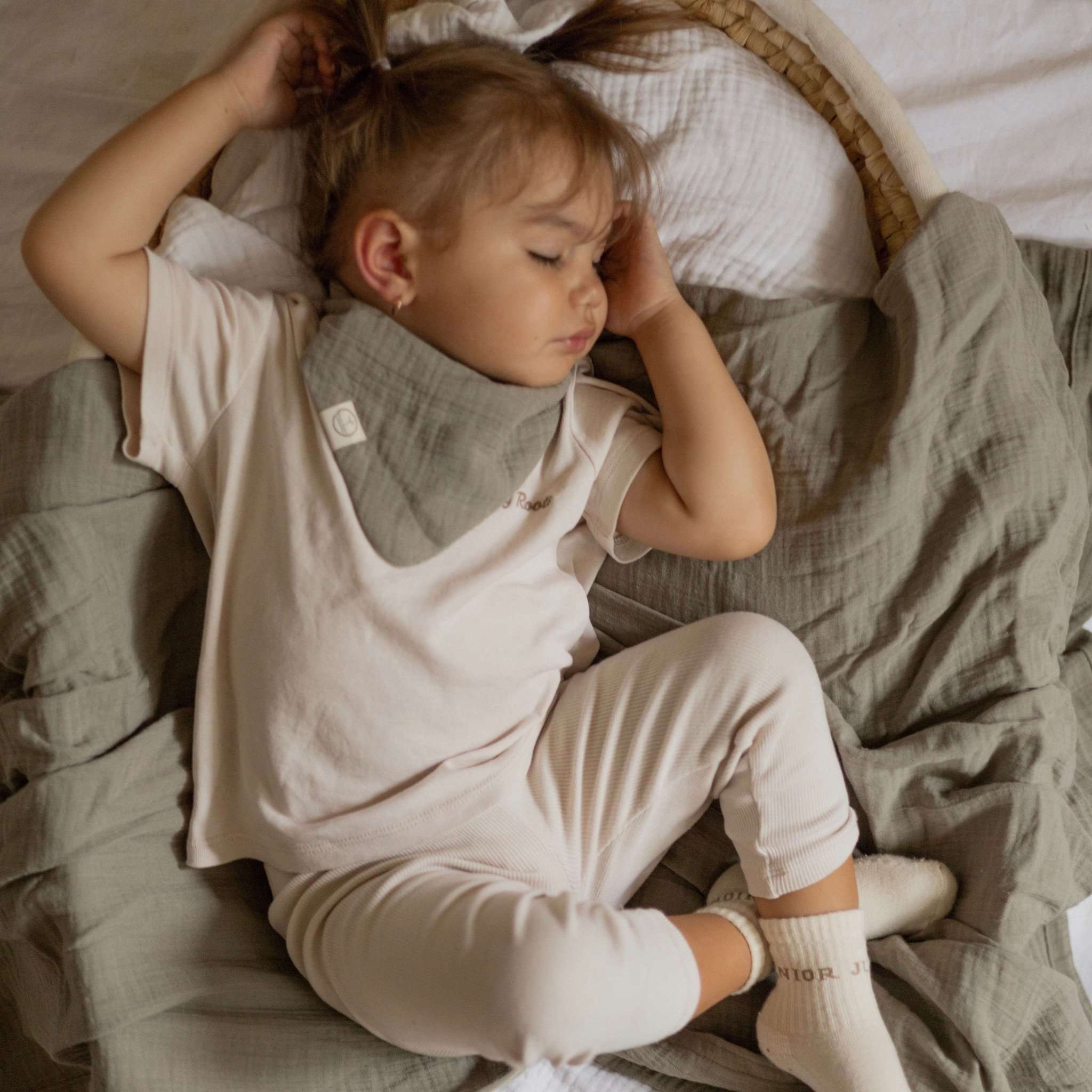 Organic Muslin Bibs - Khaki/Sand